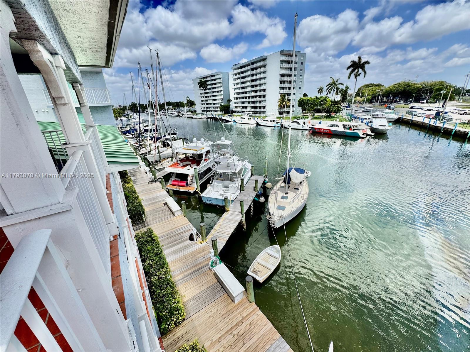 2415 NW 16 St Rd 101