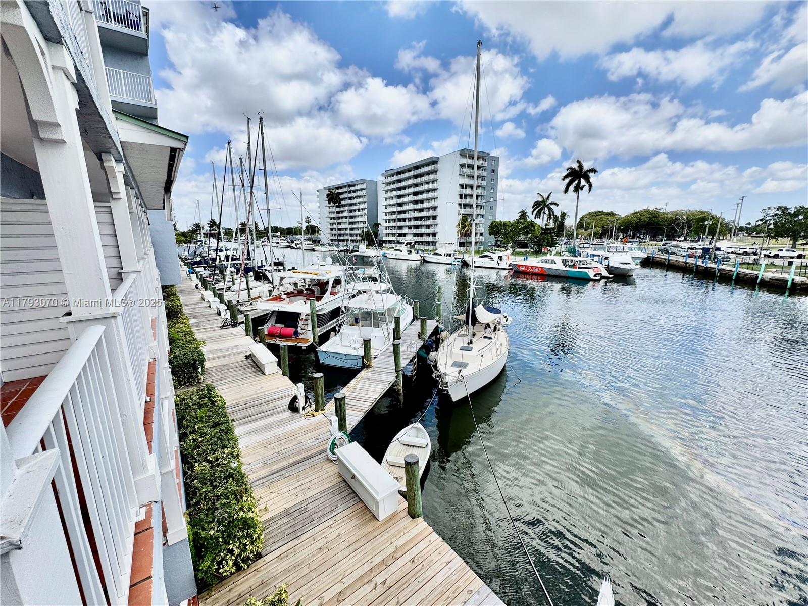 2415 NW 16 St Rd 101
