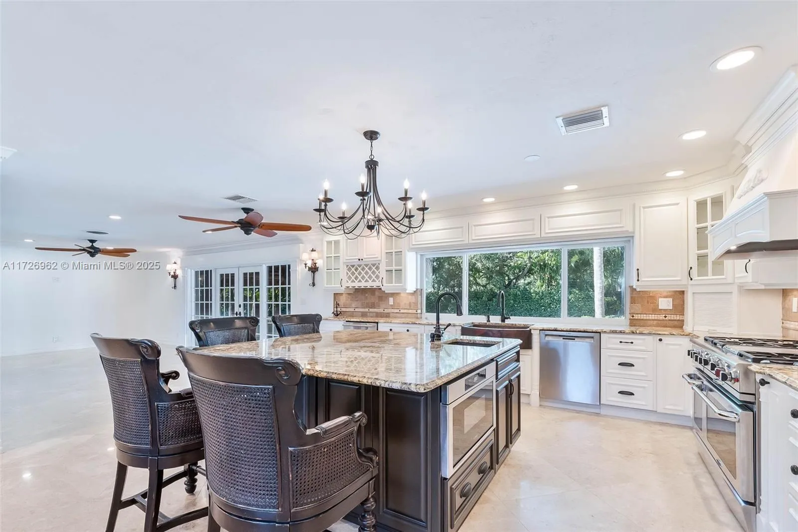 Palmetto Bay, Florida 33158, United States, 5 Bedrooms Bedrooms, ,4 BathroomsBathrooms,Residential,Active,17191