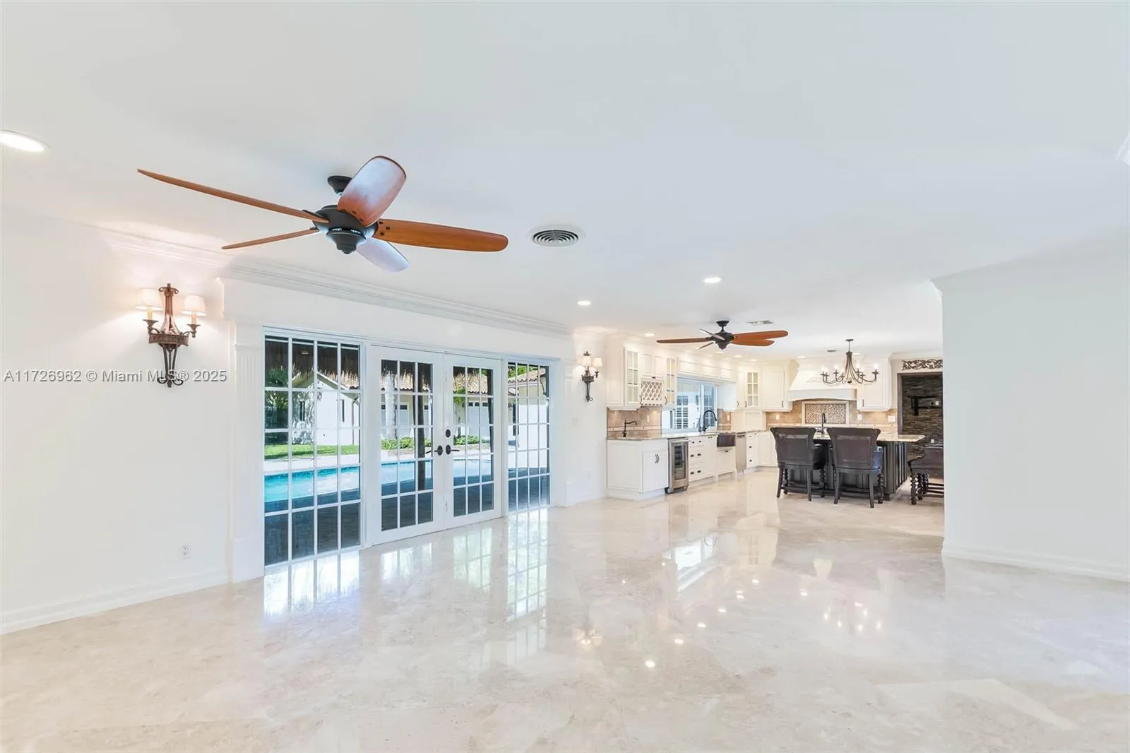 Palmetto Bay, Florida 33158, United States, 5 Bedrooms Bedrooms, ,4 BathroomsBathrooms,Residential,Active,17191