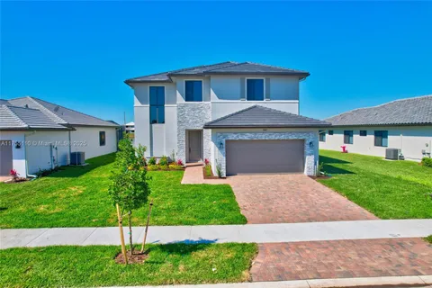MLS: A11755110