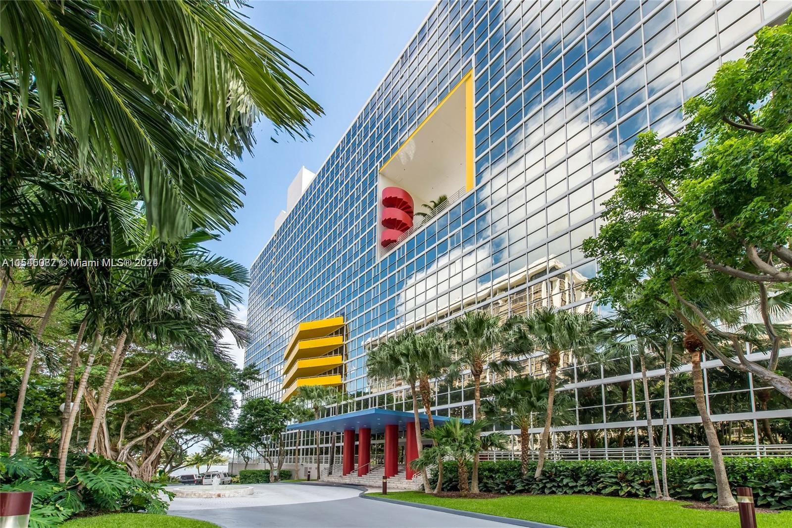 ATLANTIS ON BRICKELL COND - Residential