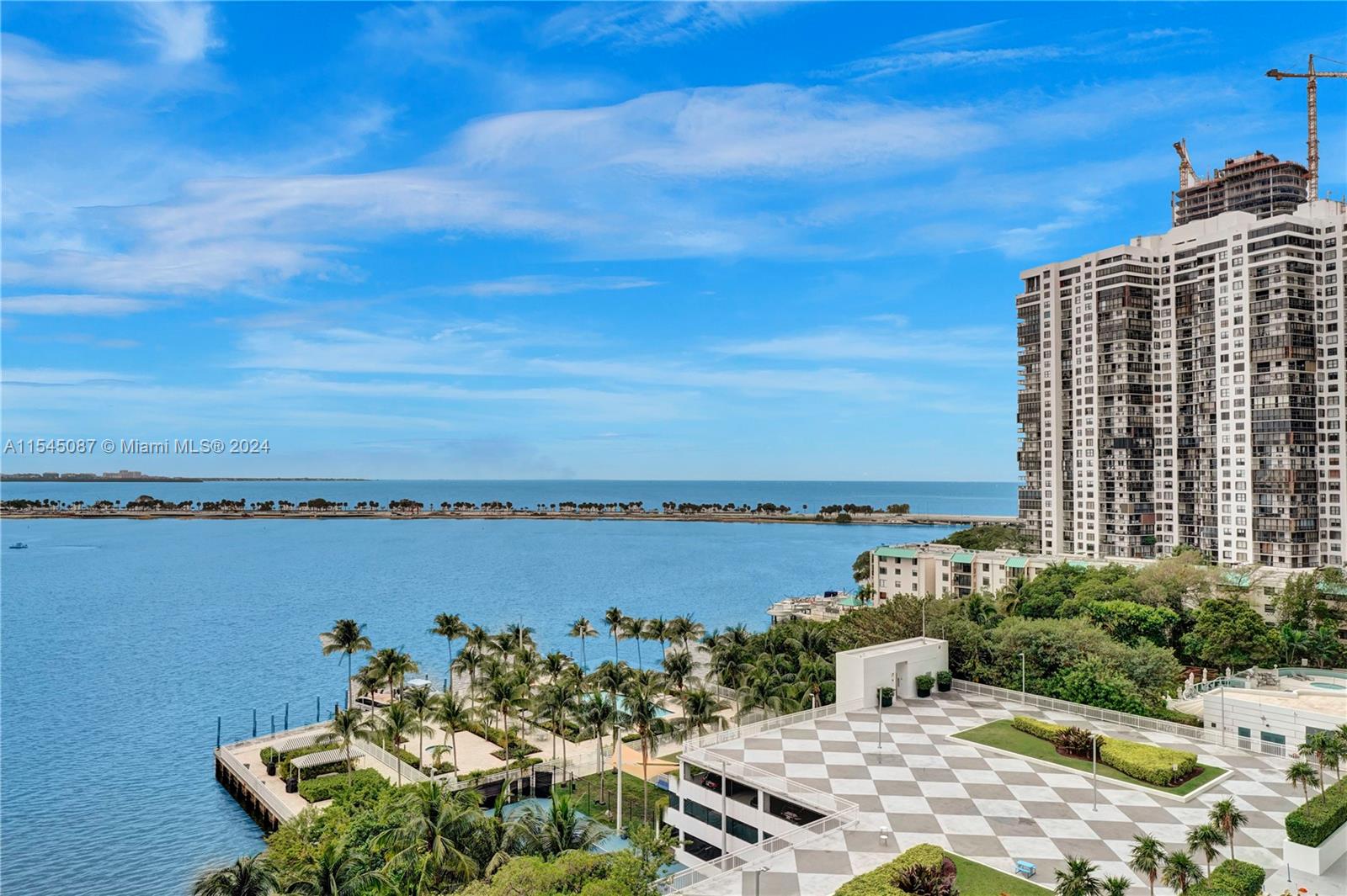 ATLANTIS ON BRICKELL COND - Residential