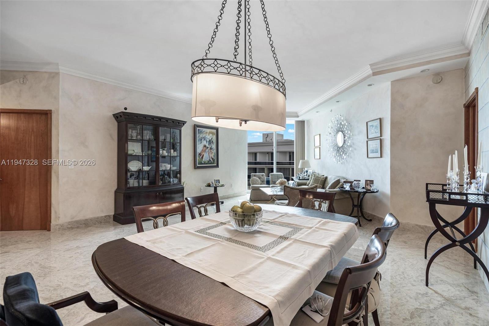 SOLIMAR CONDO - Residential