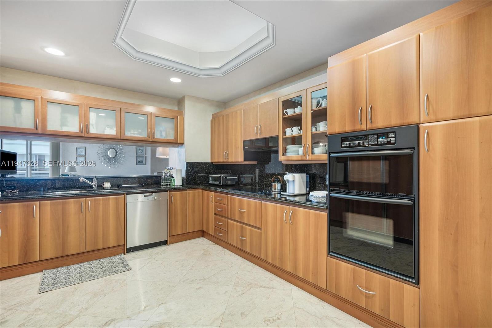 SOLIMAR CONDO - Residential