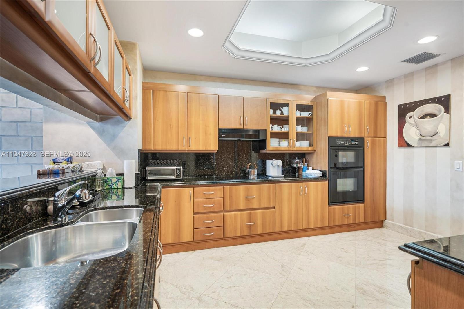 SOLIMAR CONDO - Residential