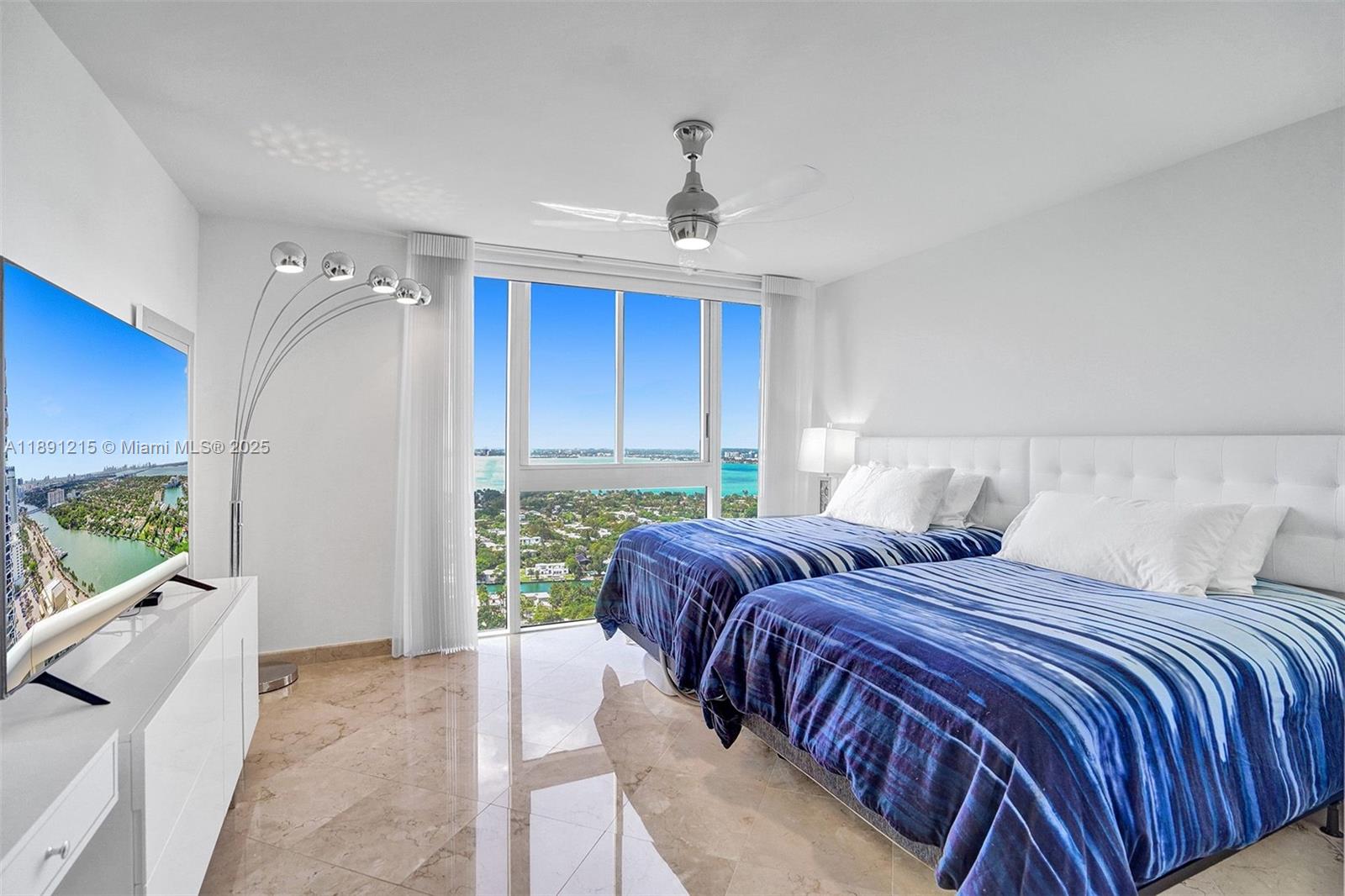 BLUE DIAMOND CONDO - Residential Lease