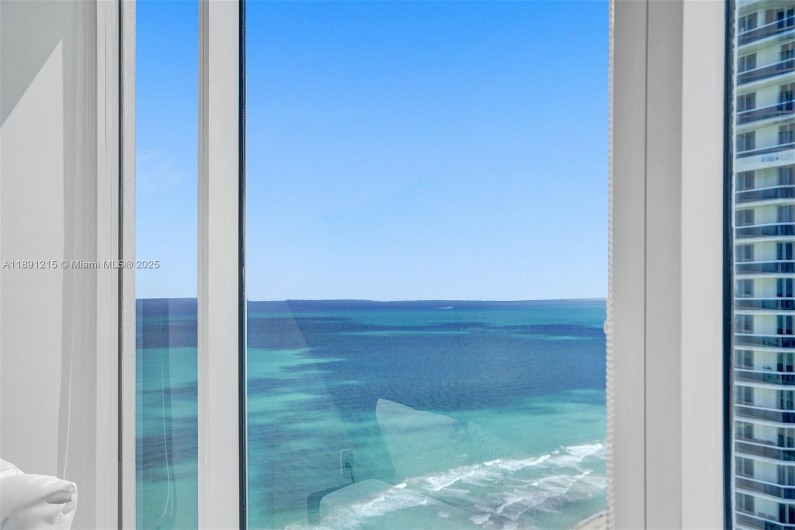 BLUE DIAMOND CONDO - Residential Lease