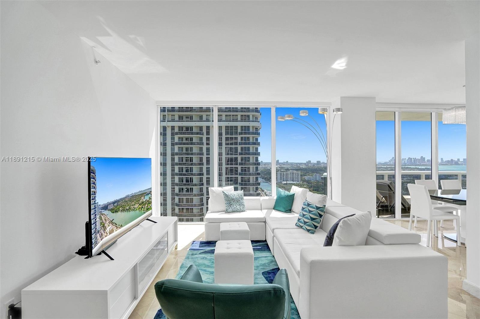 BLUE DIAMOND CONDO - Residential Lease