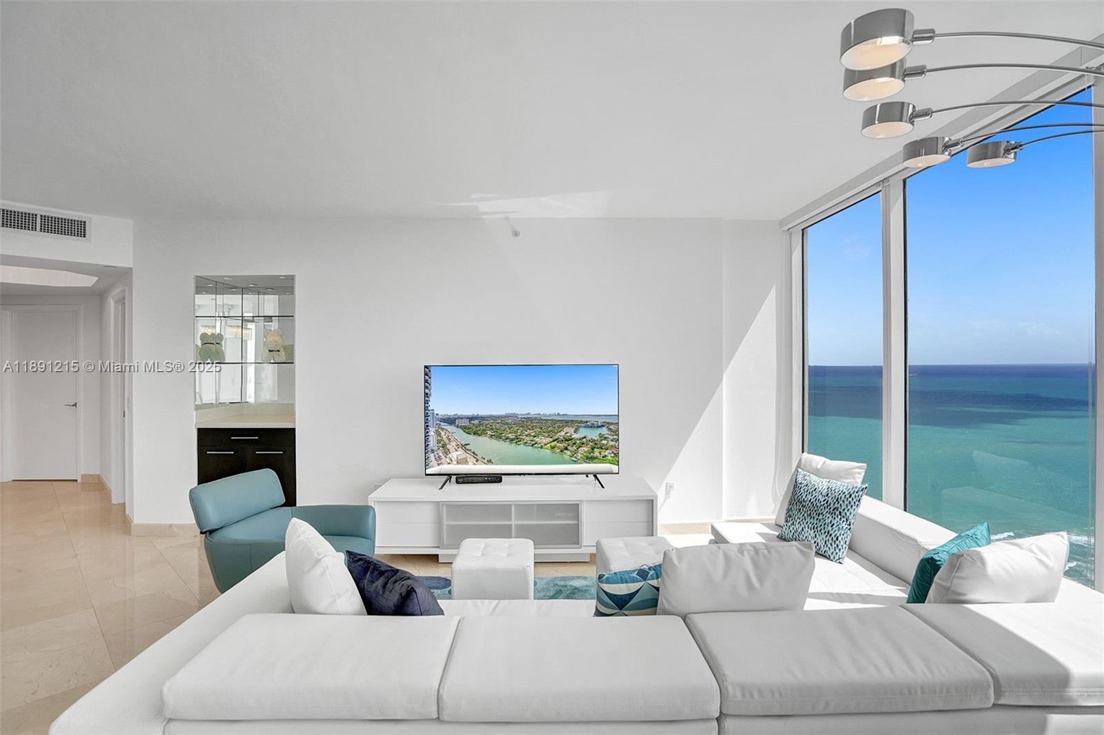 BLUE DIAMOND CONDO - Residential Lease