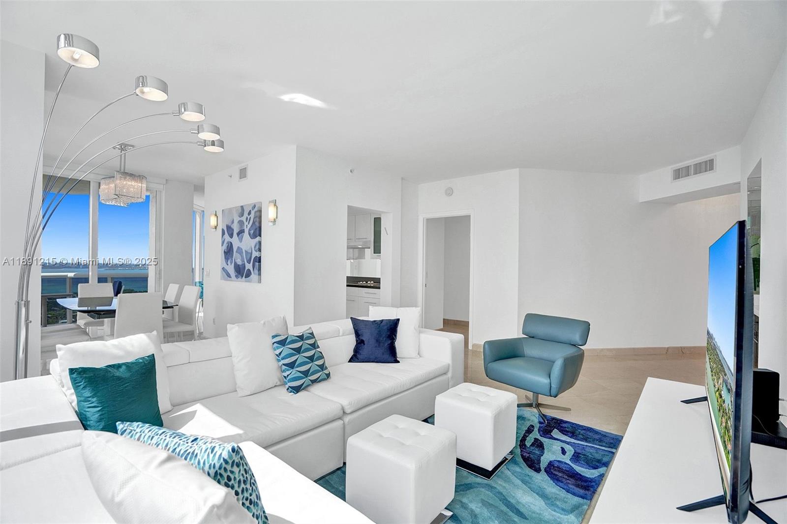 BLUE DIAMOND CONDO - Residential Lease