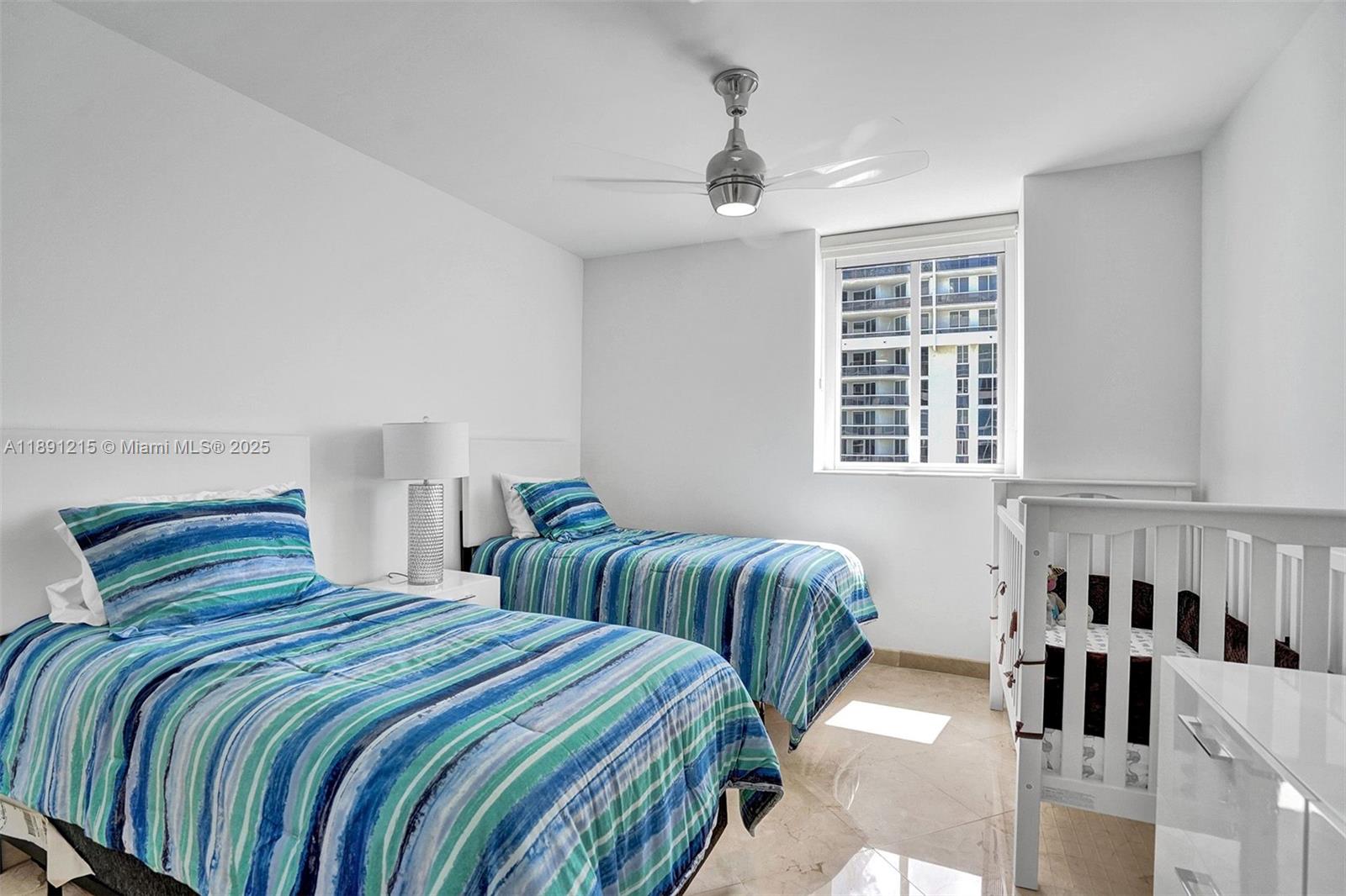 BLUE DIAMOND CONDO - Residential Lease