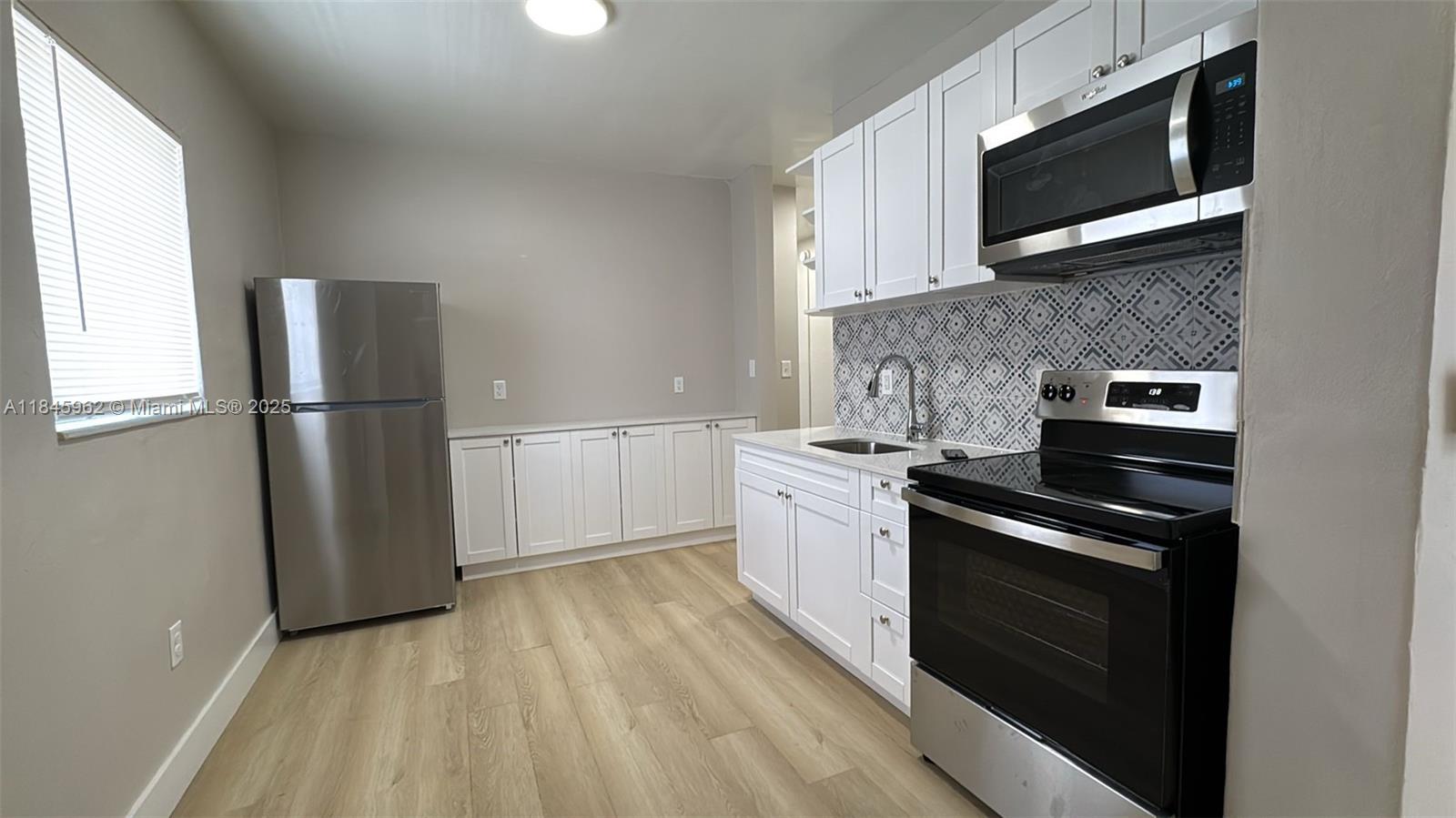 Move in with only $1000 Security deposit (Available to NEW Applicants with clean background/good credit/Solid Job). Rent includes water, sewer, trash collection and Pest Control. Indoor coinless Laundry Facilities on site. Assigned Parking. Beautiful fully remodeled one bed/one bath. Stainless steel appliances, granite countertops, remodeled Bathroom.