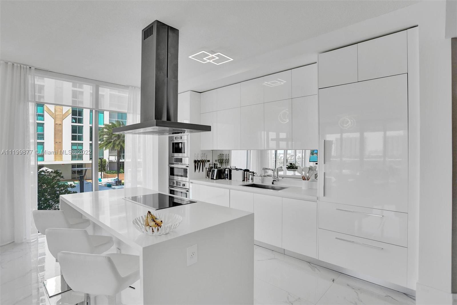 PARQUE TOWERS CONDO - Residential