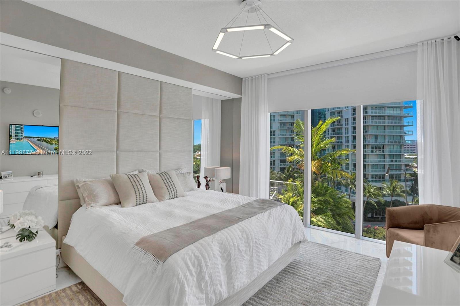 PARQUE TOWERS CONDO - Residential