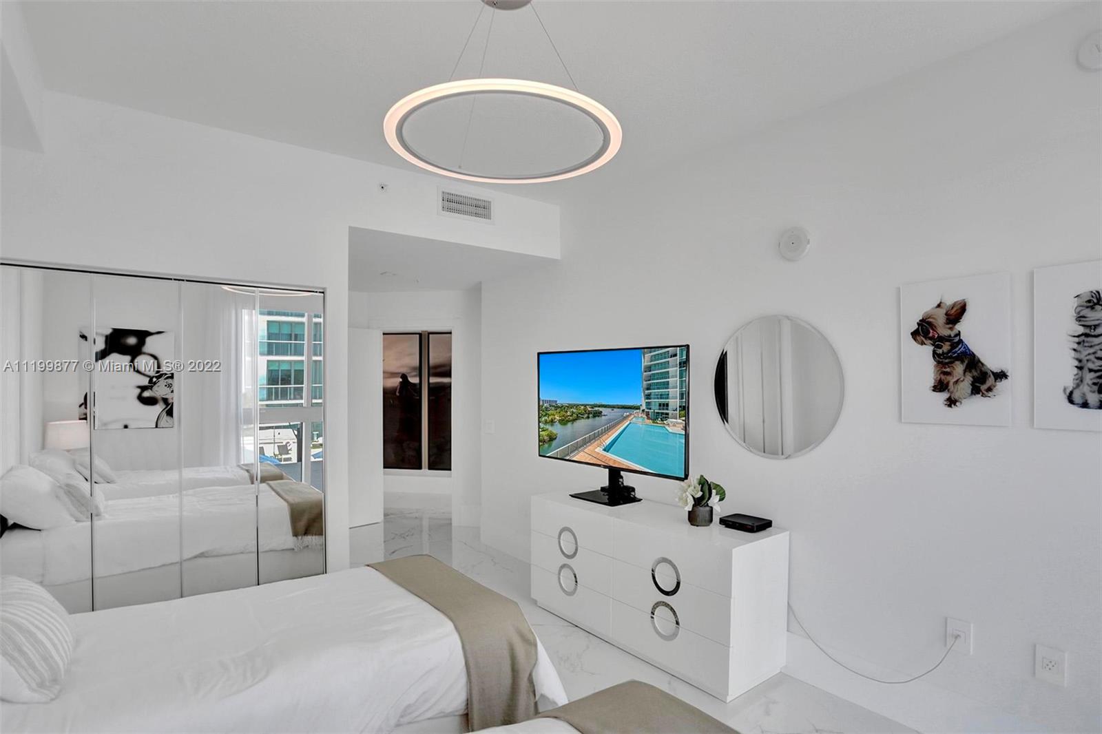 PARQUE TOWERS CONDO - Residential