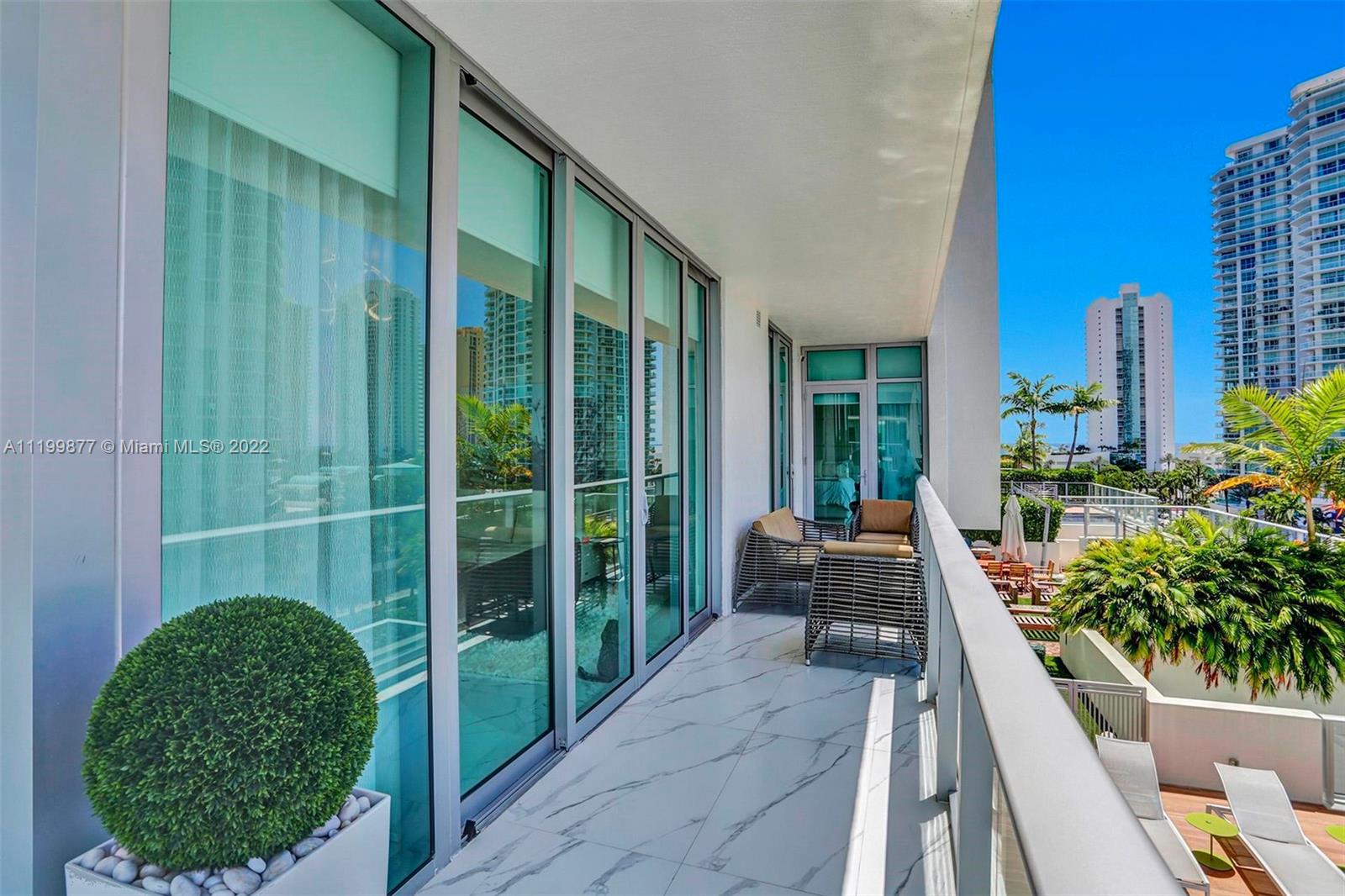PARQUE TOWERS CONDO - Residential