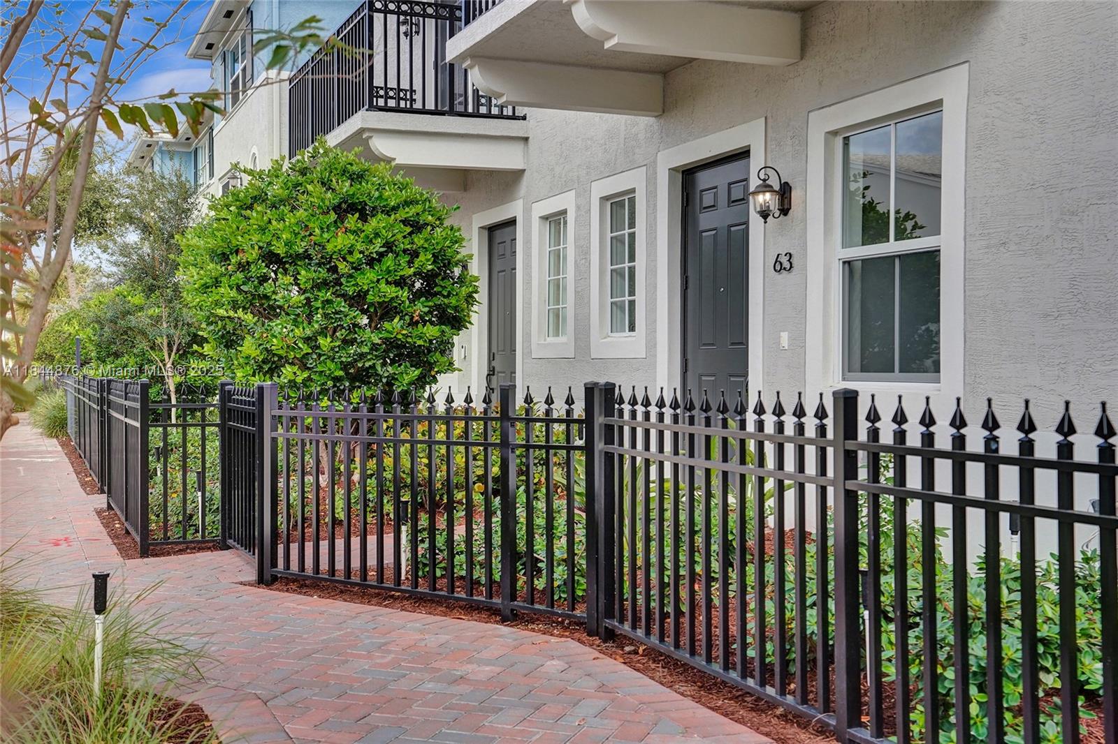 63 NW 4th Ave