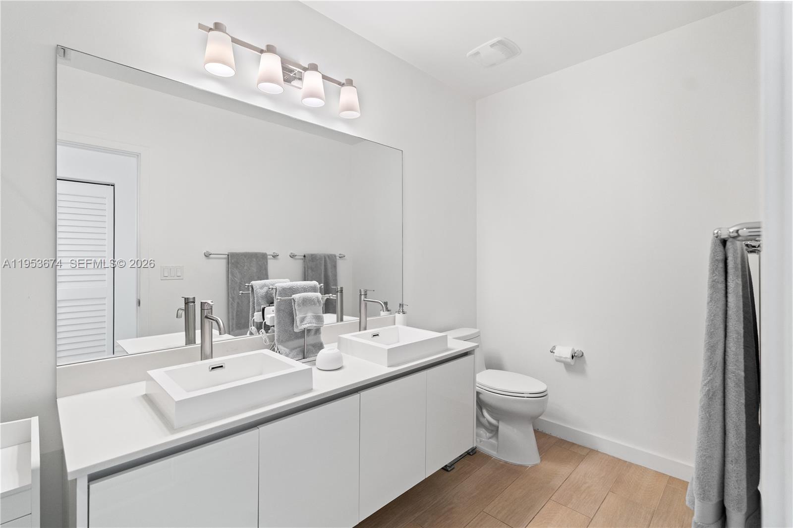 LE PARC AT BRICKELL CONDO - Residential Lease