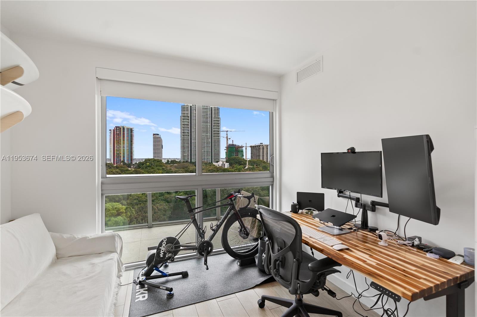 LE PARC AT BRICKELL CONDO - Residential Lease