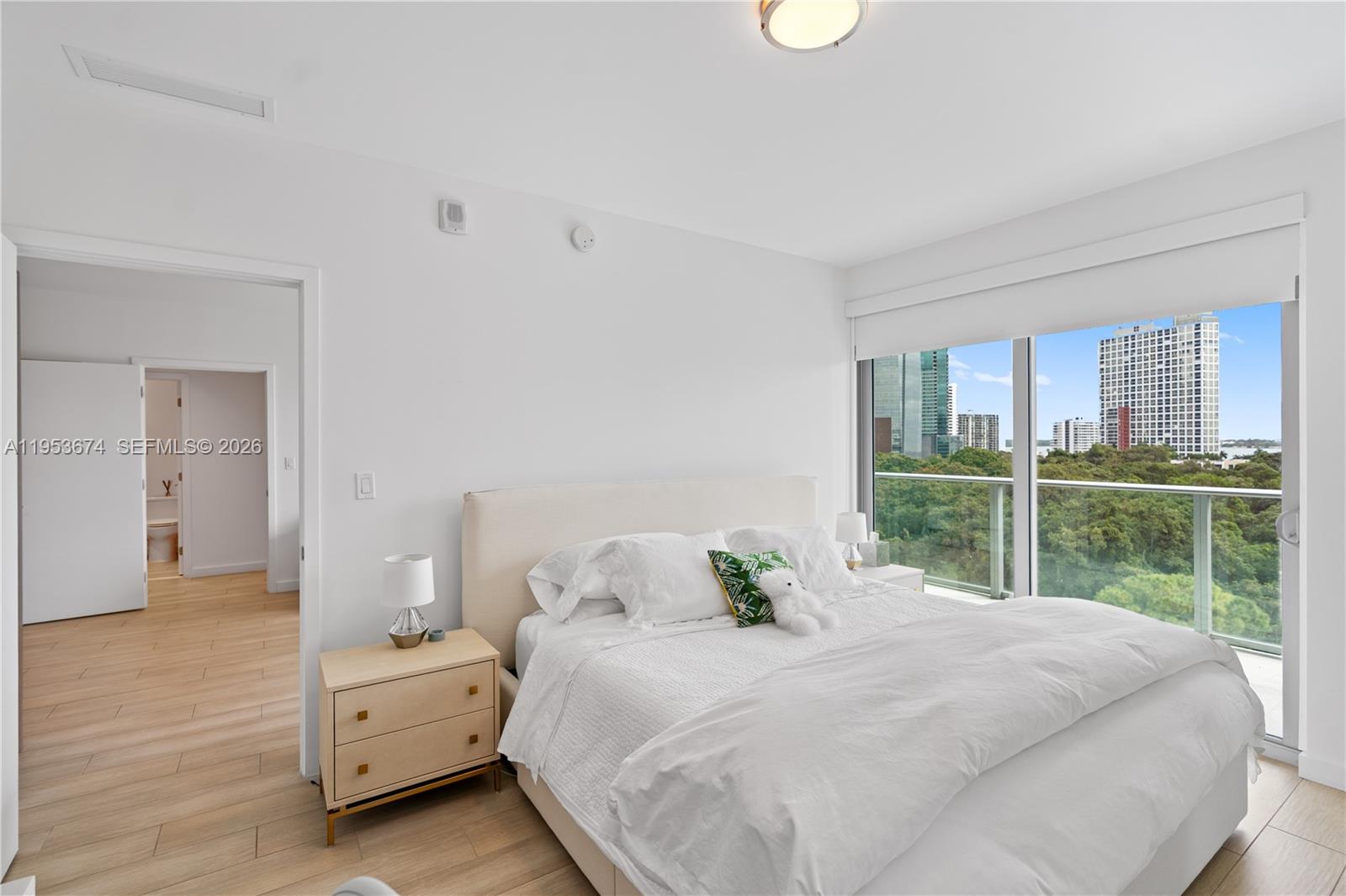 LE PARC AT BRICKELL CONDO - Residential Lease