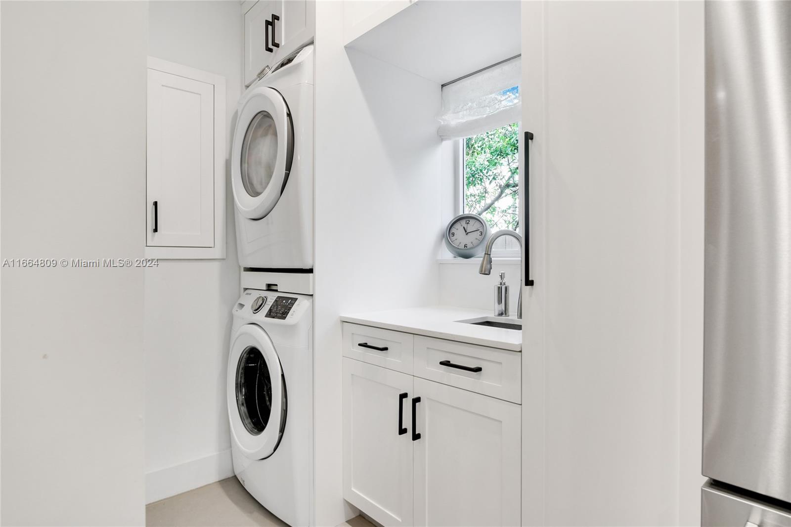 ALTOS DEL MAR NO 6 - Residential