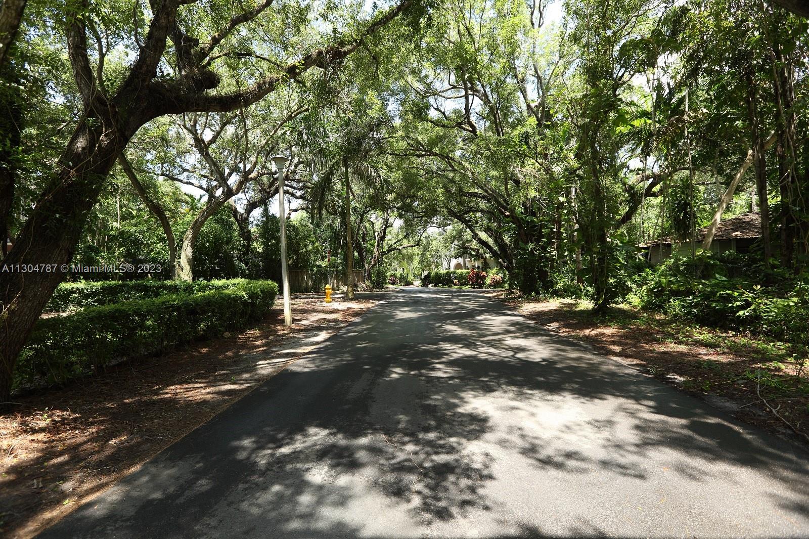 EAST UTOPIA - Residential