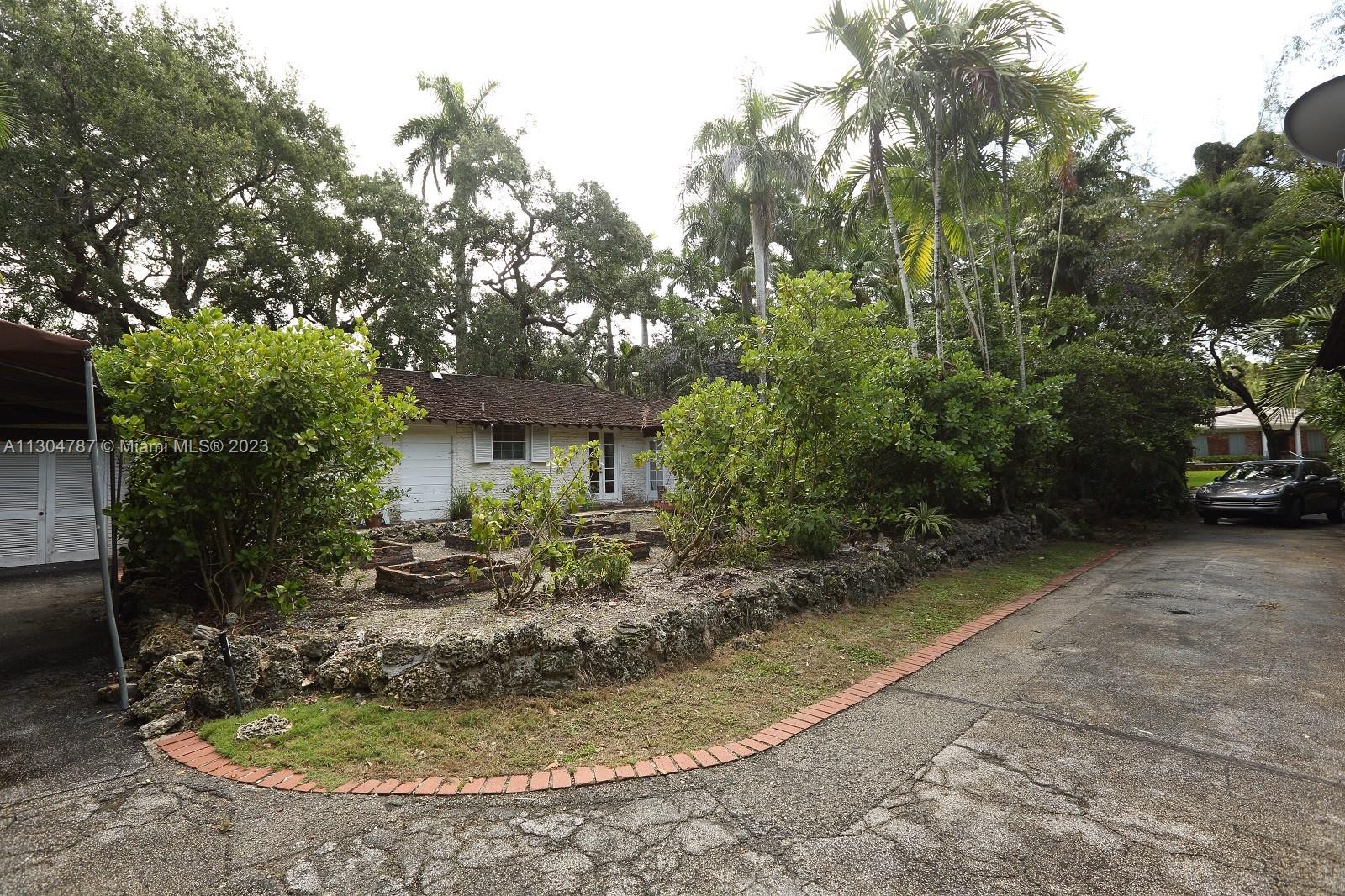 EAST UTOPIA - Residential