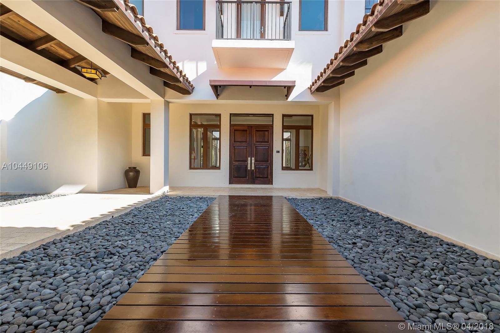 FELIX COURT - Residential