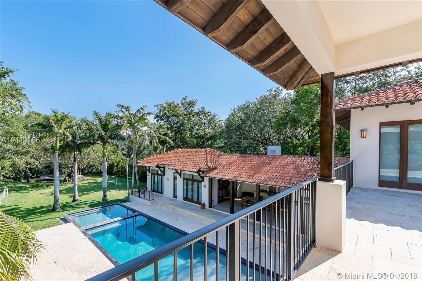 FELIX COURT - Residential