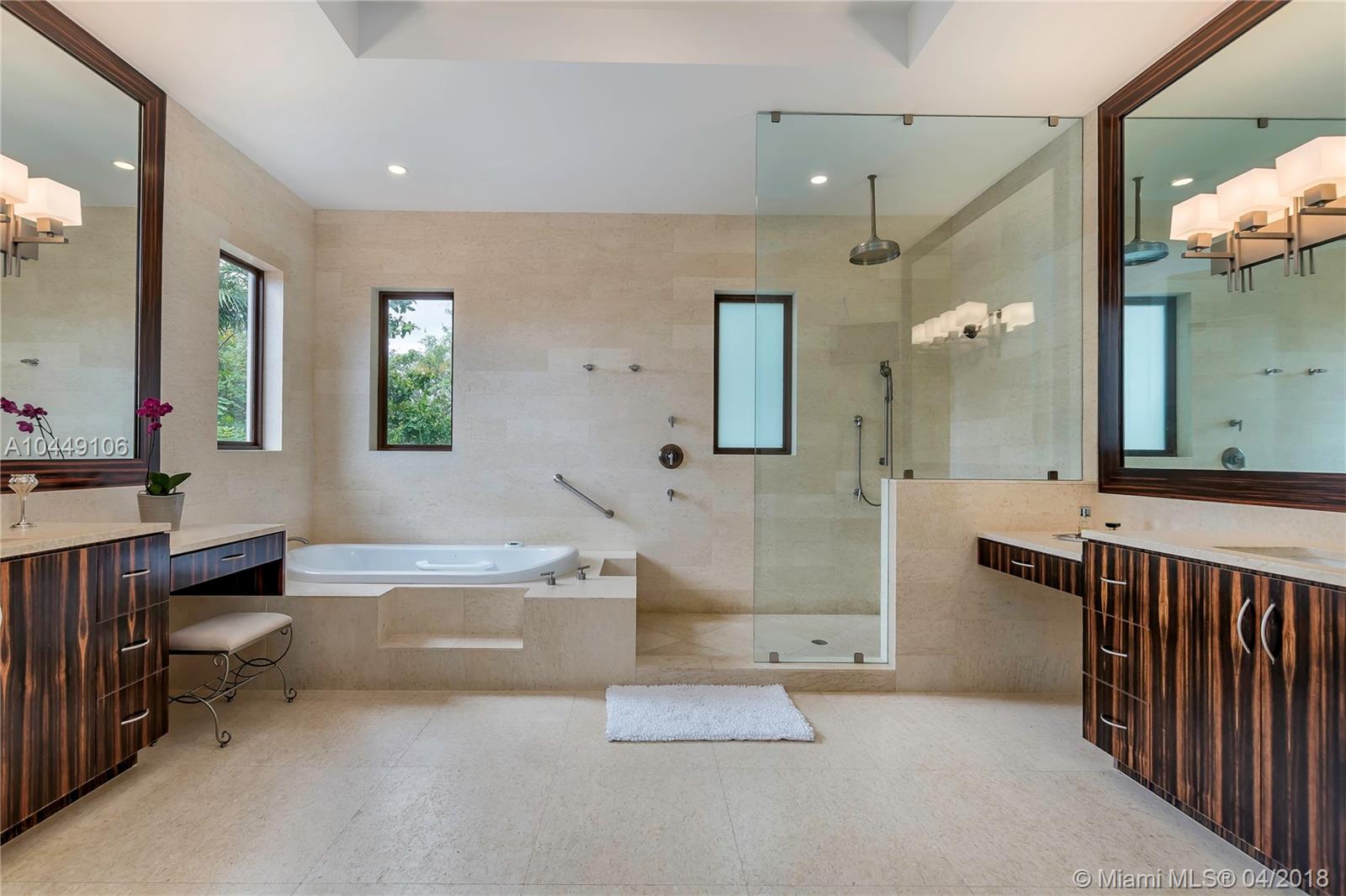 FELIX COURT - Residential