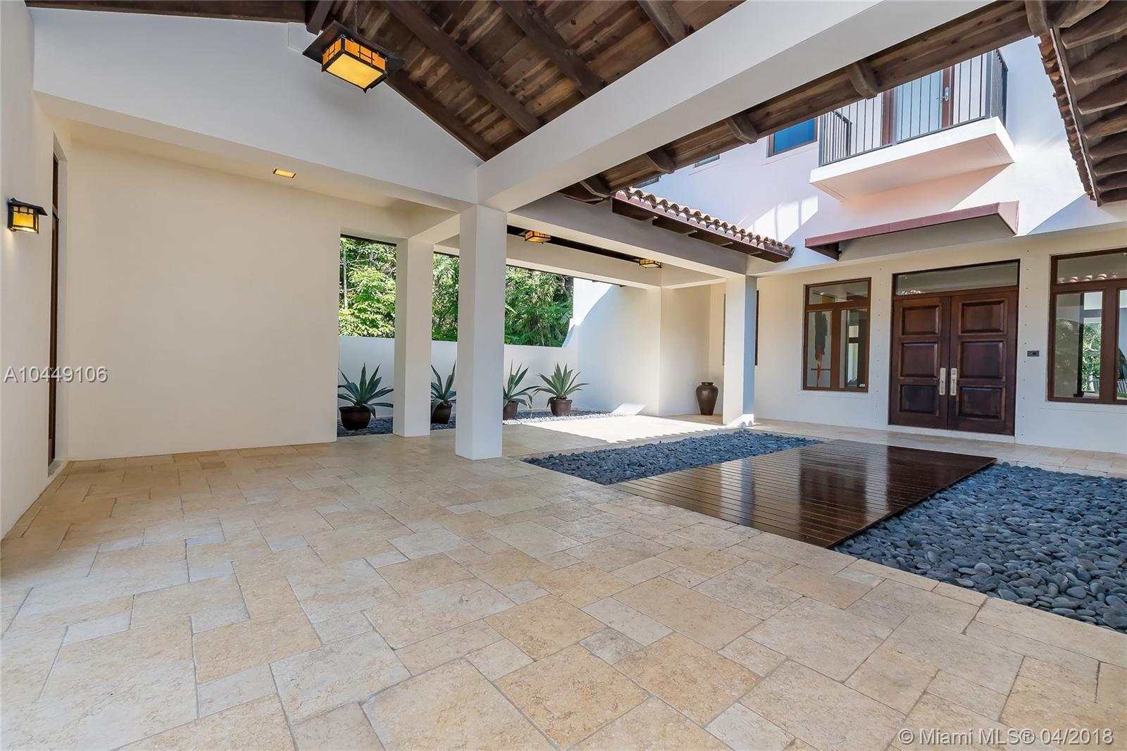 FELIX COURT - Residential