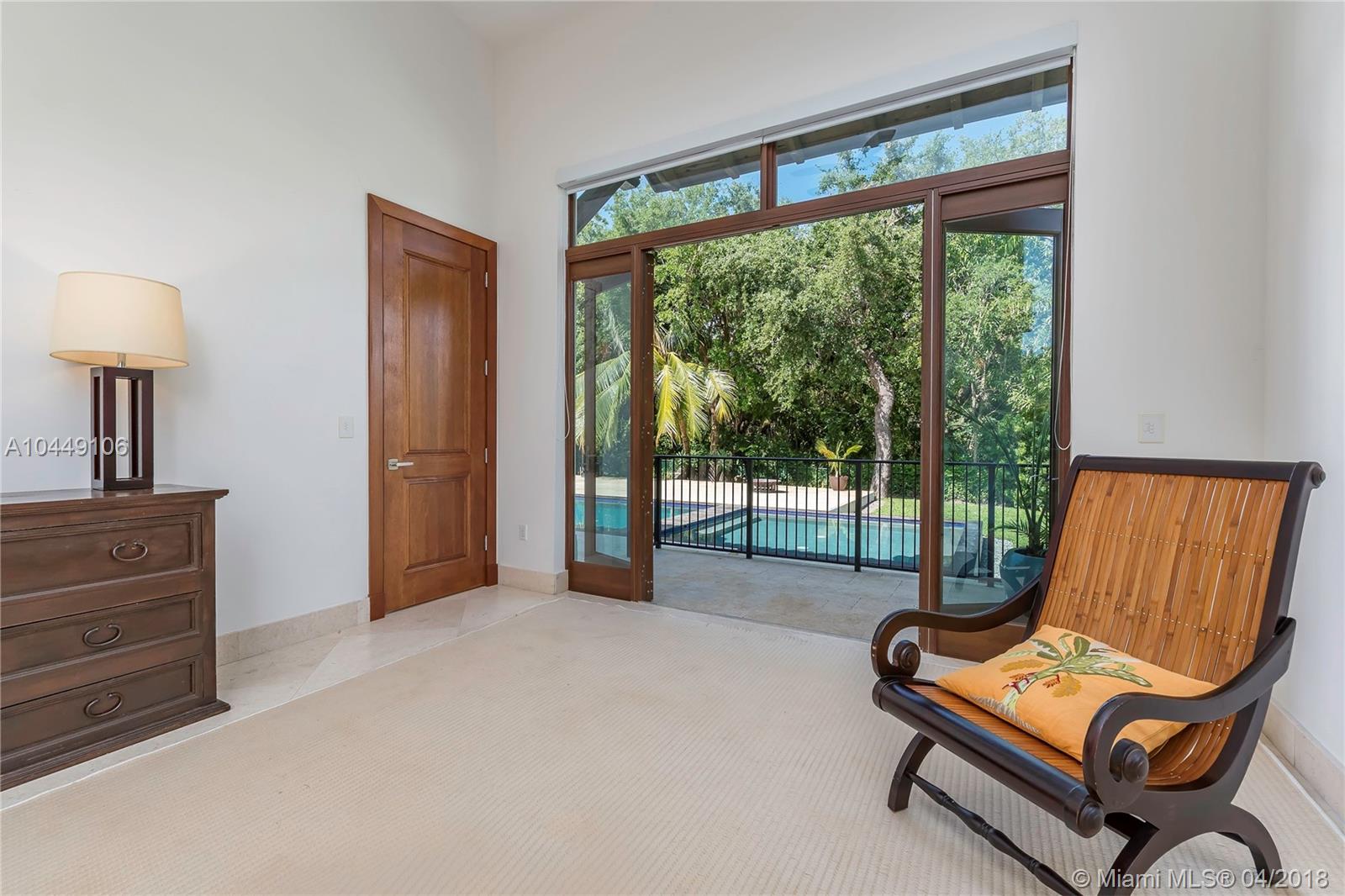 FELIX COURT - Residential