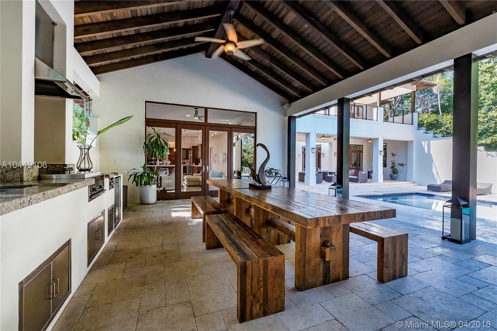 FELIX COURT - Residential