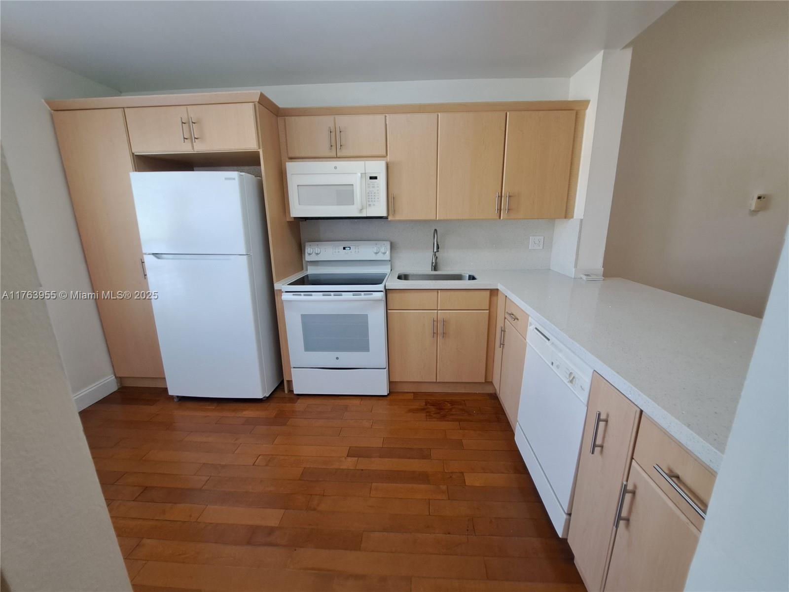 2240 Sw 80th Te 2240, Miramar, Broward County, Florida - 1 Bedrooms  
1 Bathrooms - 