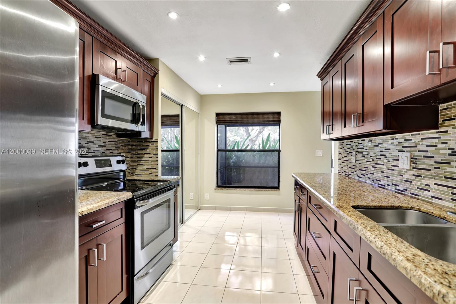 2215 NW 45th Ave 2215