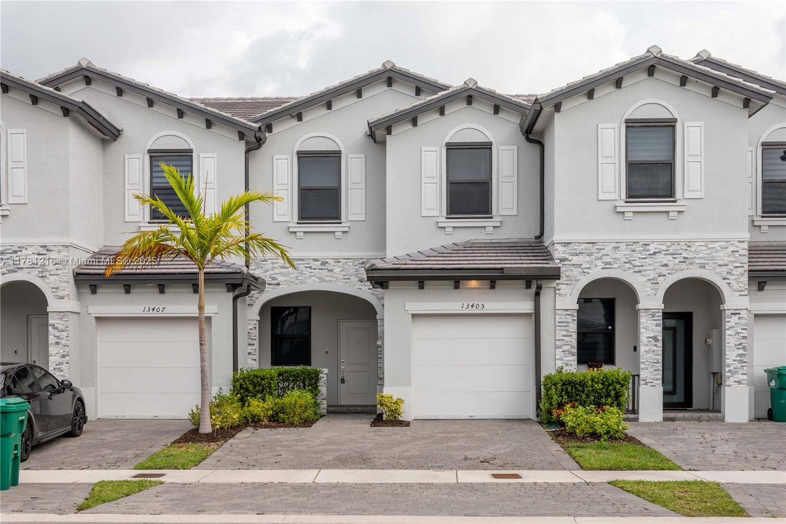 13405 Sw 287th St, Homestead, Miami-Dade County, Florida - 3 Bedrooms  
3 Bathrooms - 