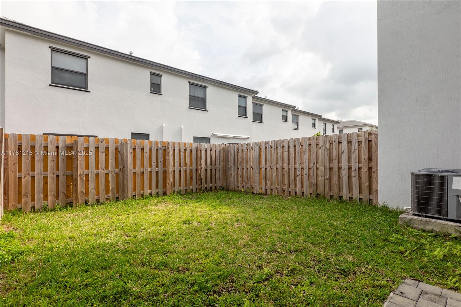 PINE ISLE - Residential