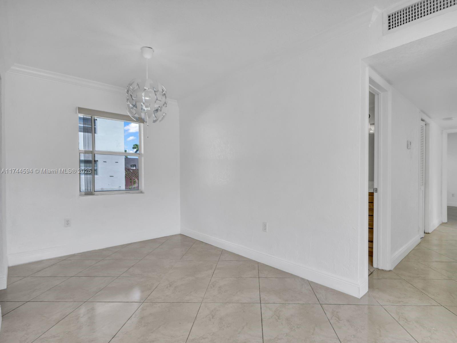 GALLOWOOD CONDO - Residential