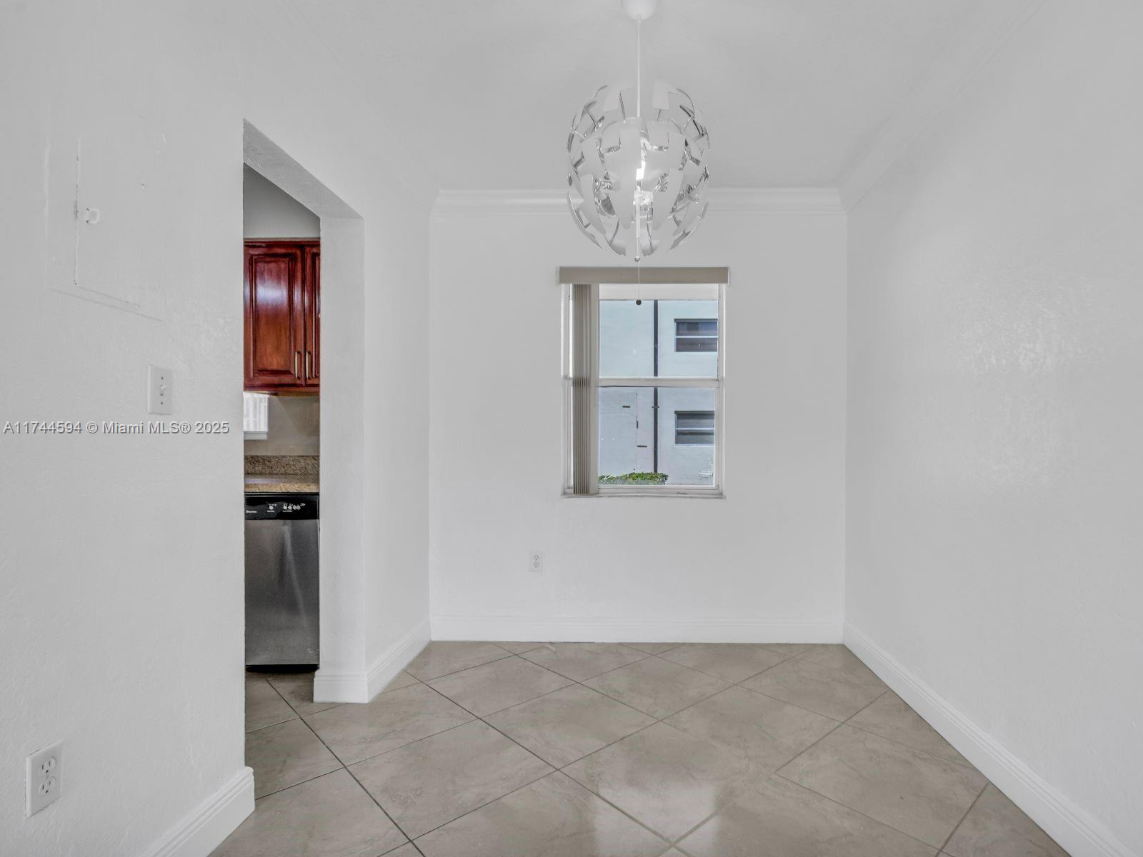 GALLOWOOD CONDO - Residential