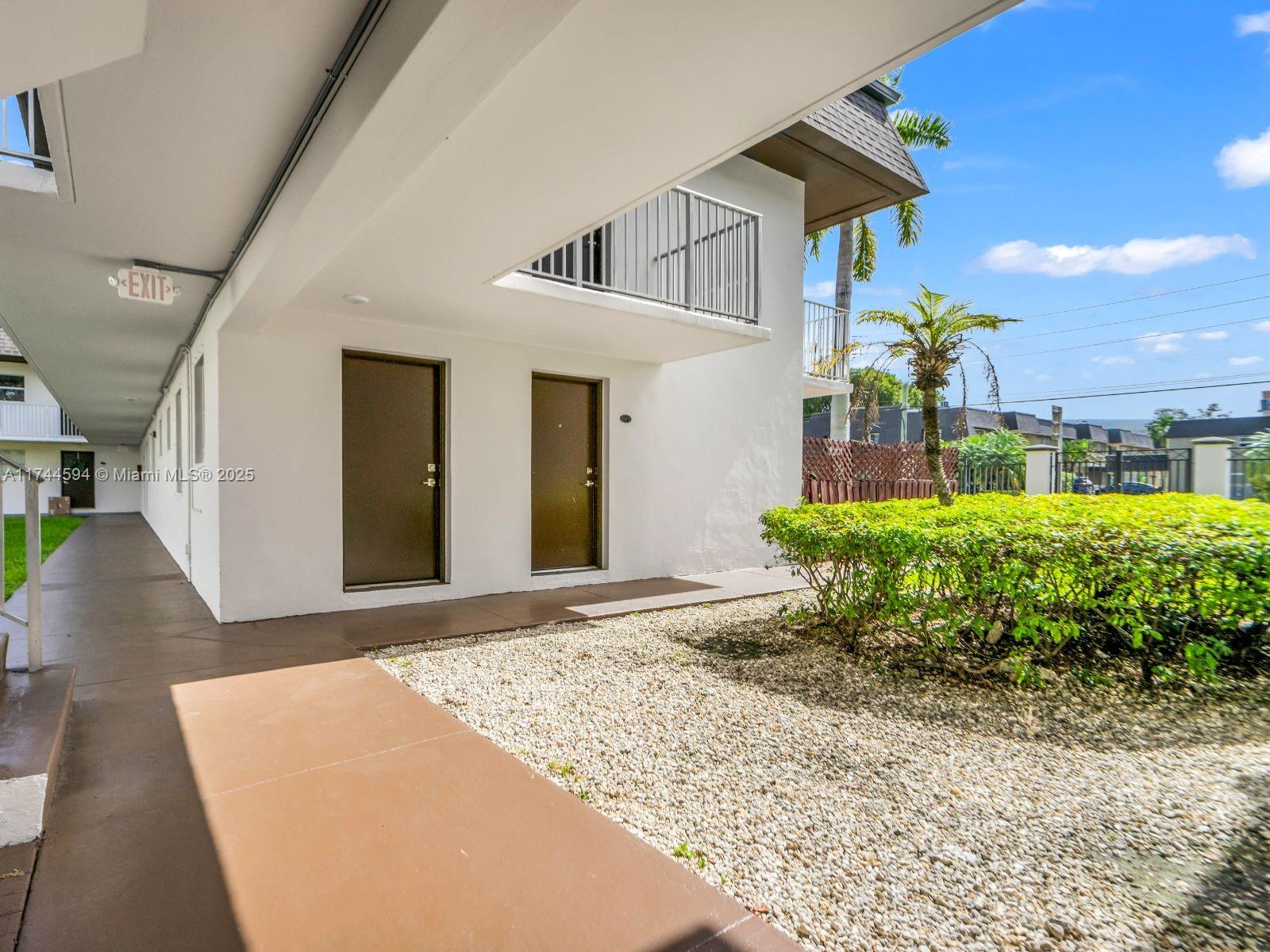 GALLOWOOD CONDO - Residential