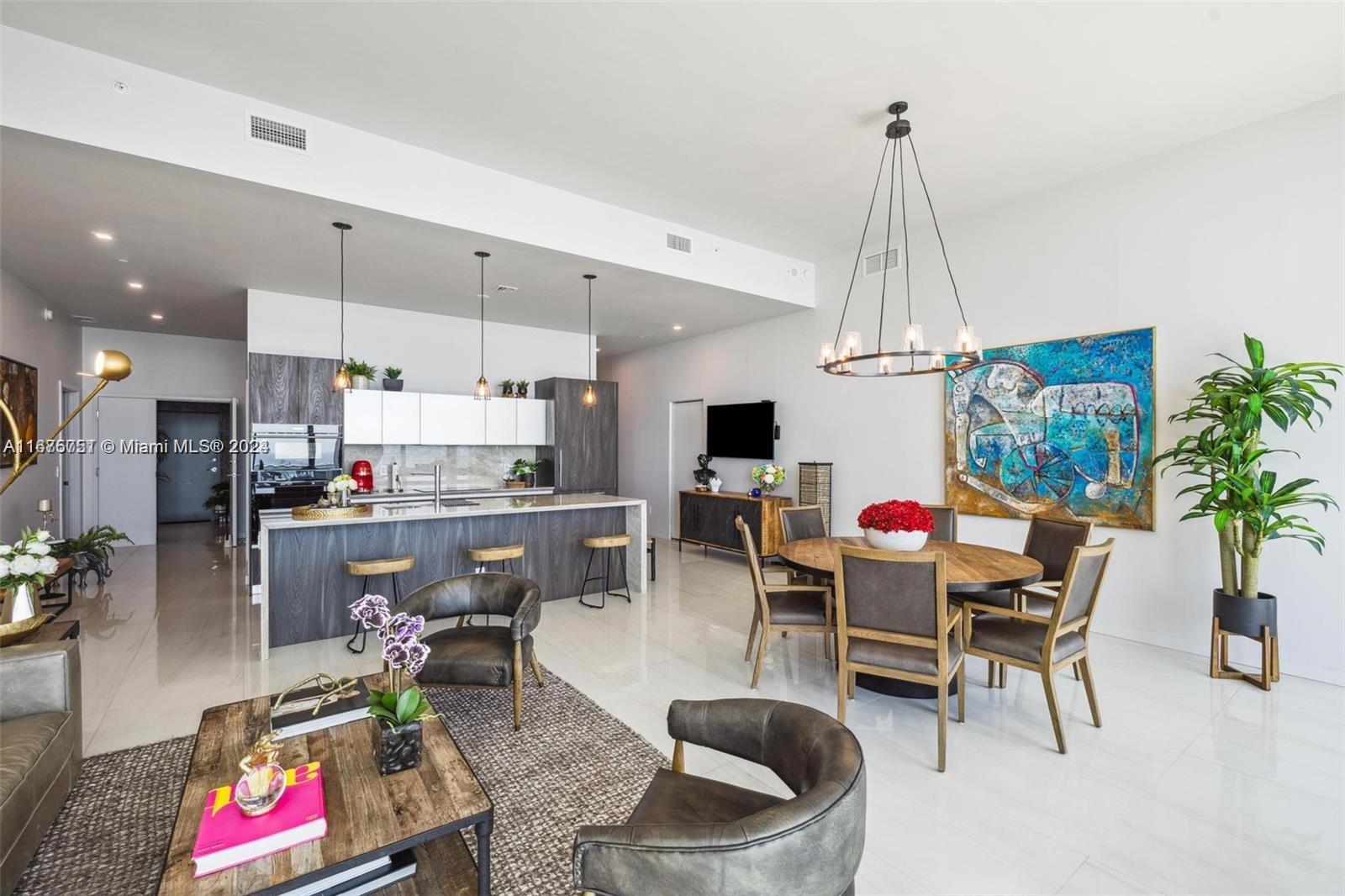 GRAN PARAISO CONDO - Residential