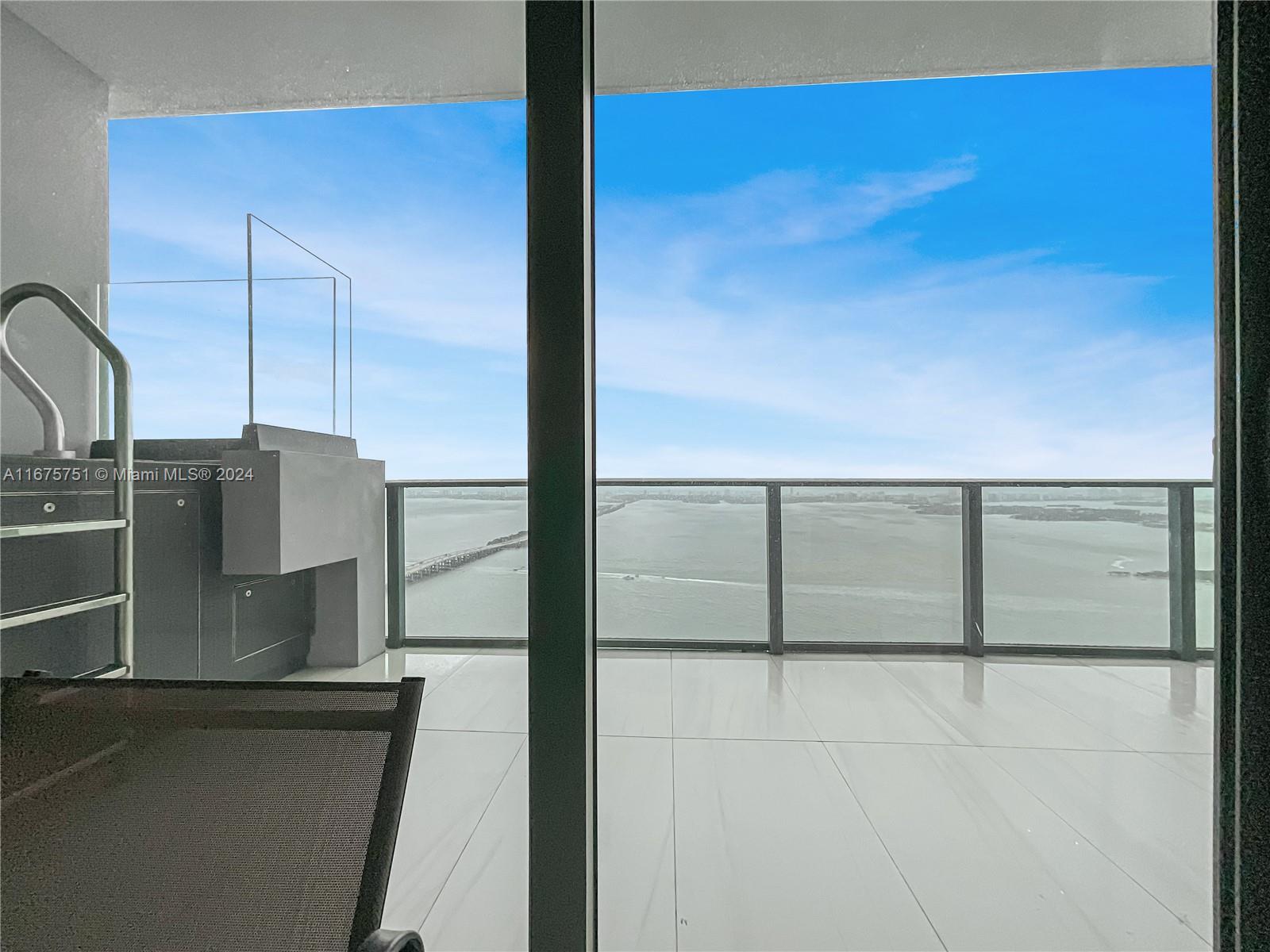 GRAN PARAISO CONDO - Residential