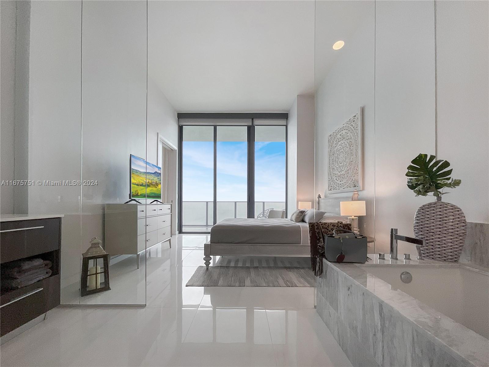GRAN PARAISO CONDO - Residential