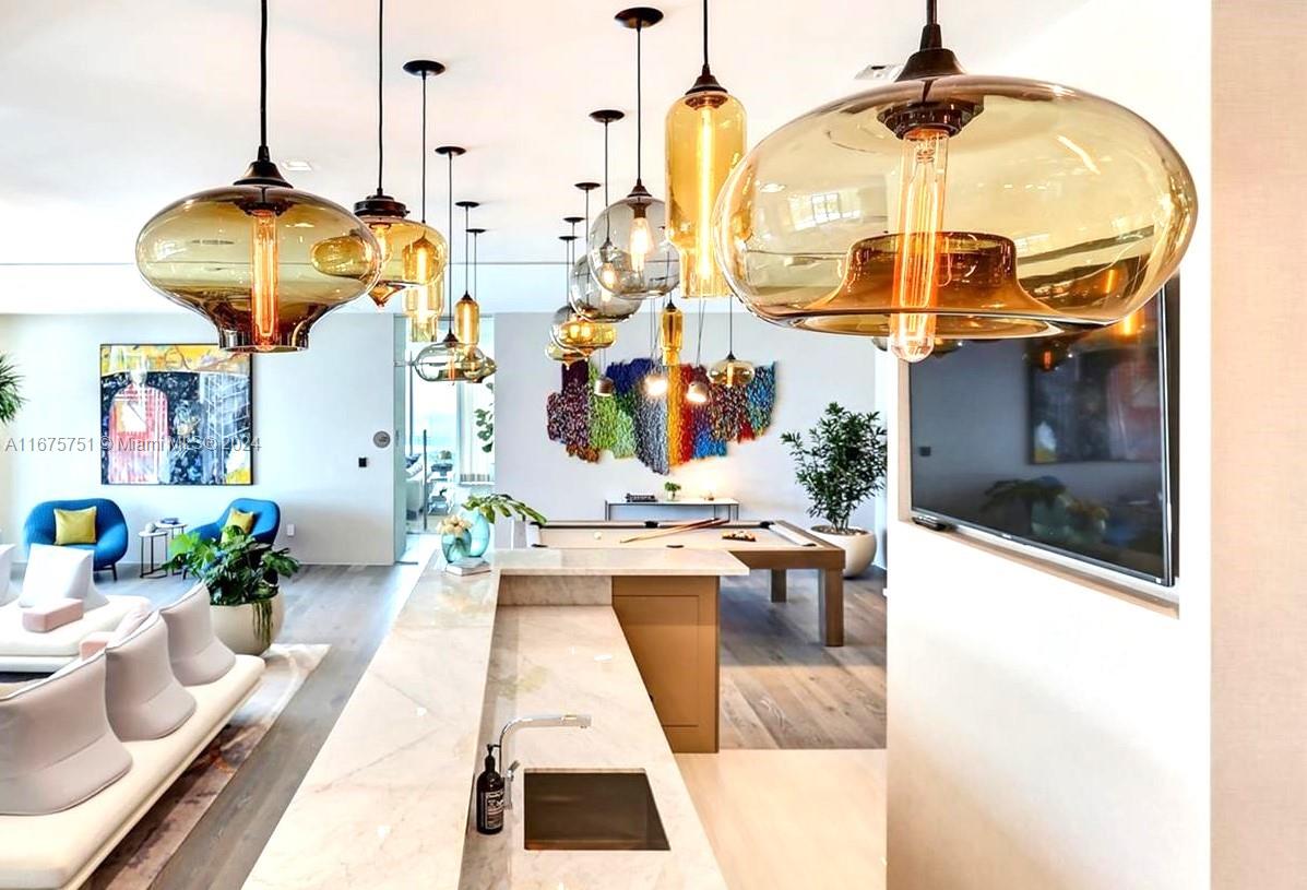 GRAN PARAISO CONDO - Residential