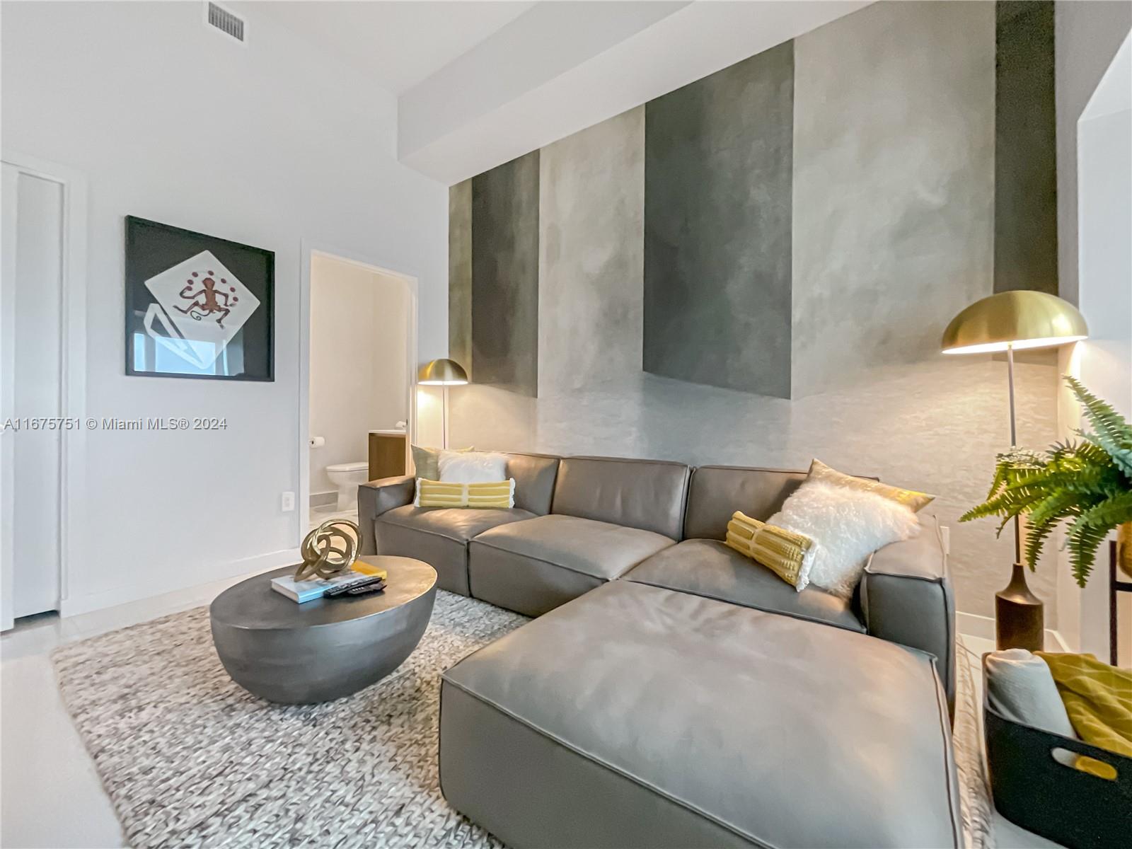 GRAN PARAISO CONDO - Residential