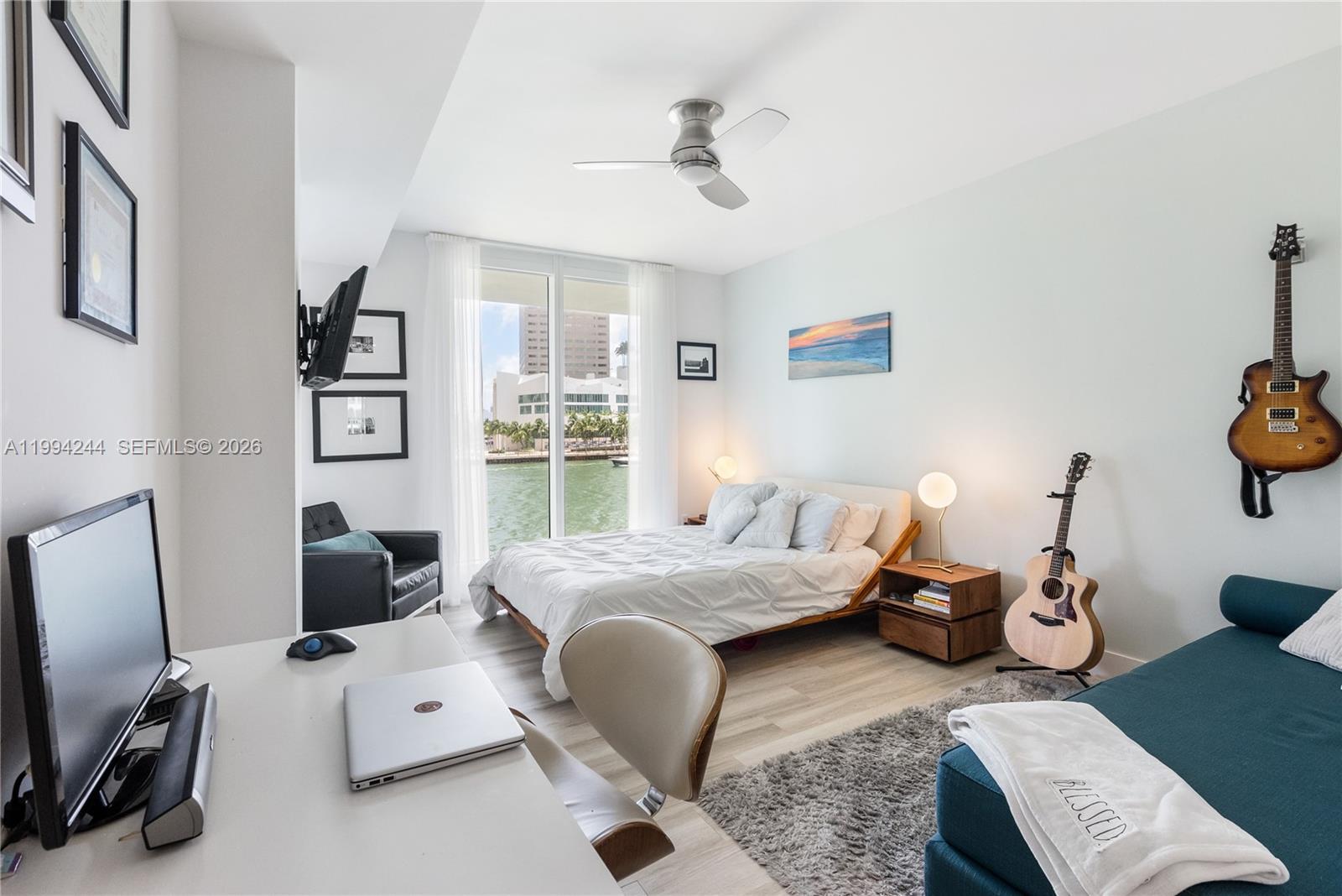 CARBONELL CONDO - Residential Lease