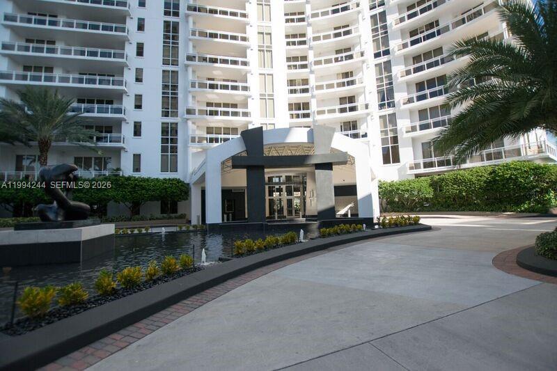 CARBONELL CONDO - Residential Lease