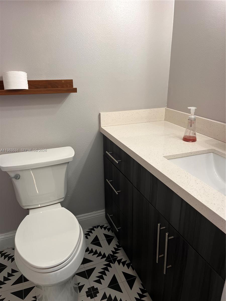 ROLLING HILLS GOLF AND TE - Residential