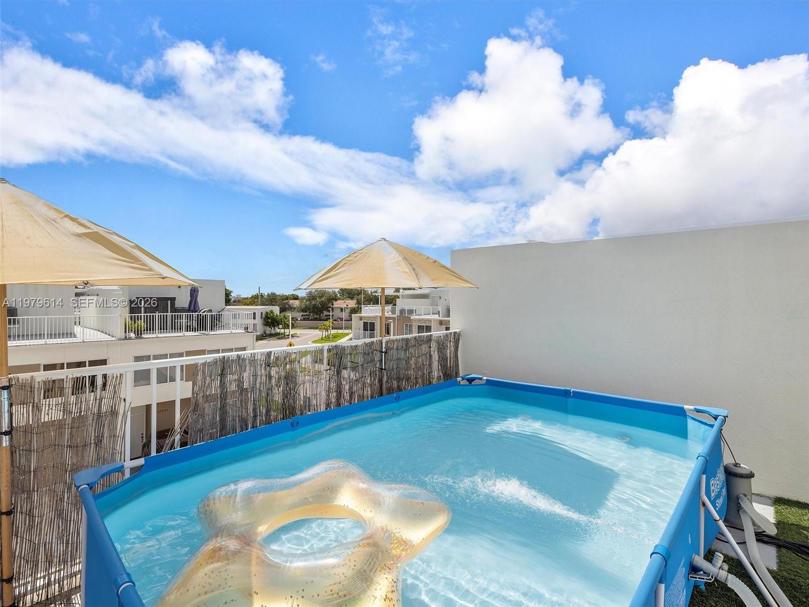 PARADISE GARDENS - Residential